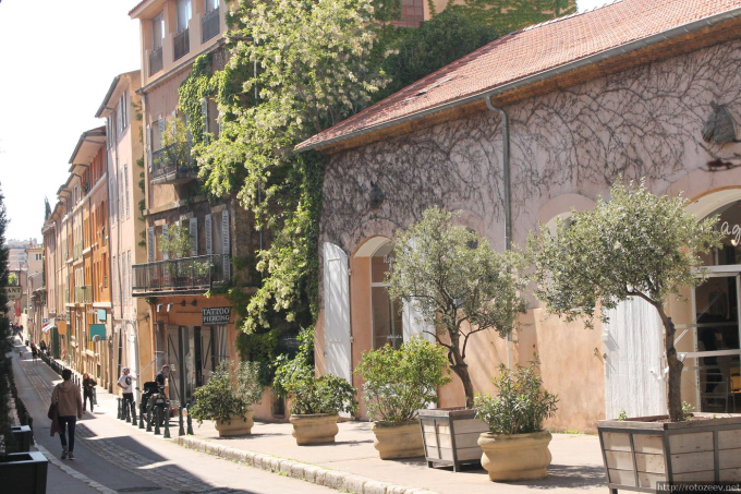 Прованс, Франция day1_ex_1