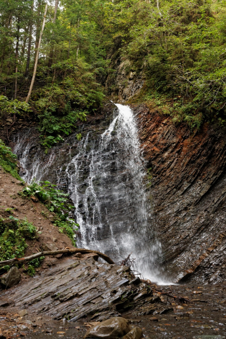 Водопад Гук
