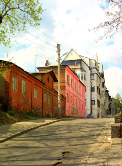 Улица Бажанова