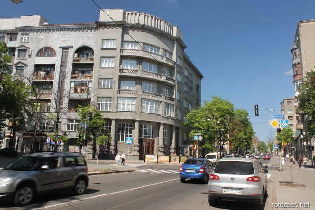 Пушкинская Street