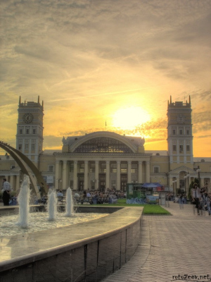 Харьков: здание вокзала (hdr)