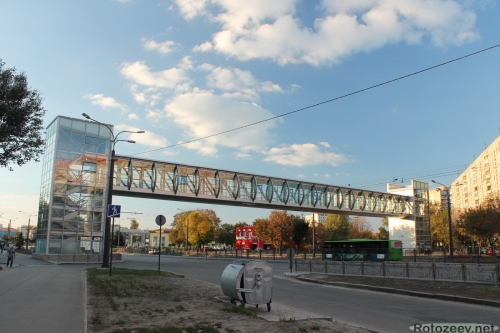 Пешеходный мост-переход на проспекте Гагарина