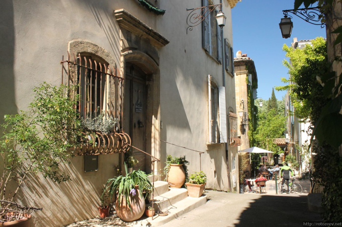 Прованс, Франция day2_lourmarin_1