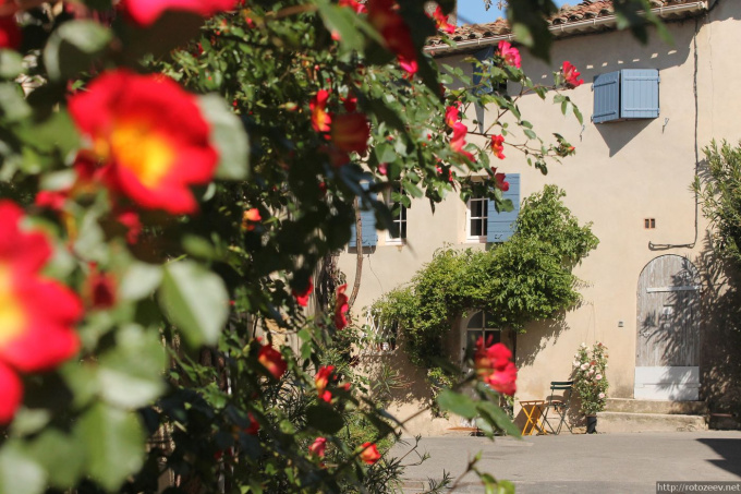 Прованс, Франция day2_lourmarin_2