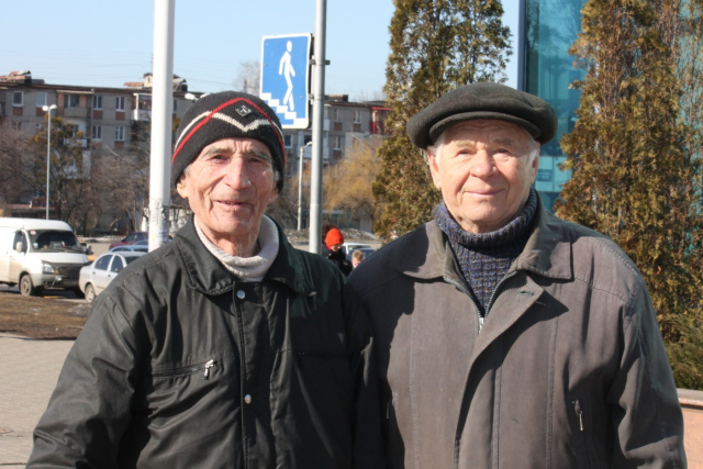 Уходящее поколение. Фронтовик и тыловик.